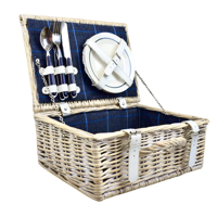 Piknikový koš pro dvě osoby – proutěný, béžovo-bílá patina, modrá látka, sada příborů a talířů